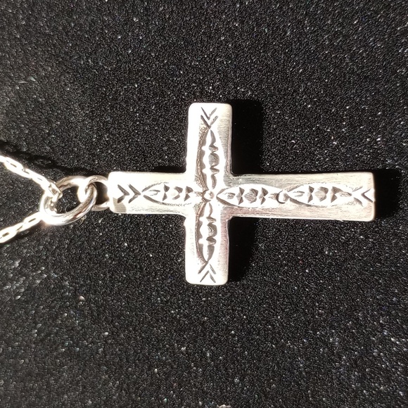 Sterling Silver Stamped Cross Pendant Necklace Signed - Picture 13 of 13